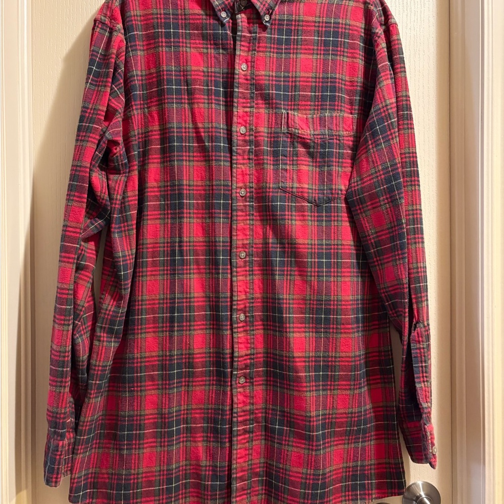 Classic Red and Green Plaid Men's Shirt